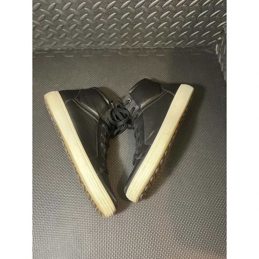 Ecco good preowned